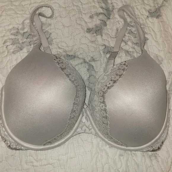 (5) 36DD VICTORIA'S SECRET Bra Lot - Red, Black, Gray, White - Body by Victoria